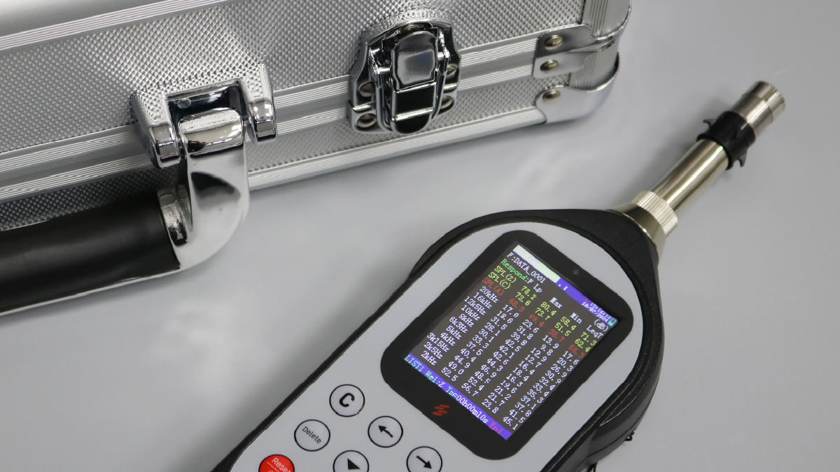 Scarlet ST-15D Class 1 Sound Analyzer